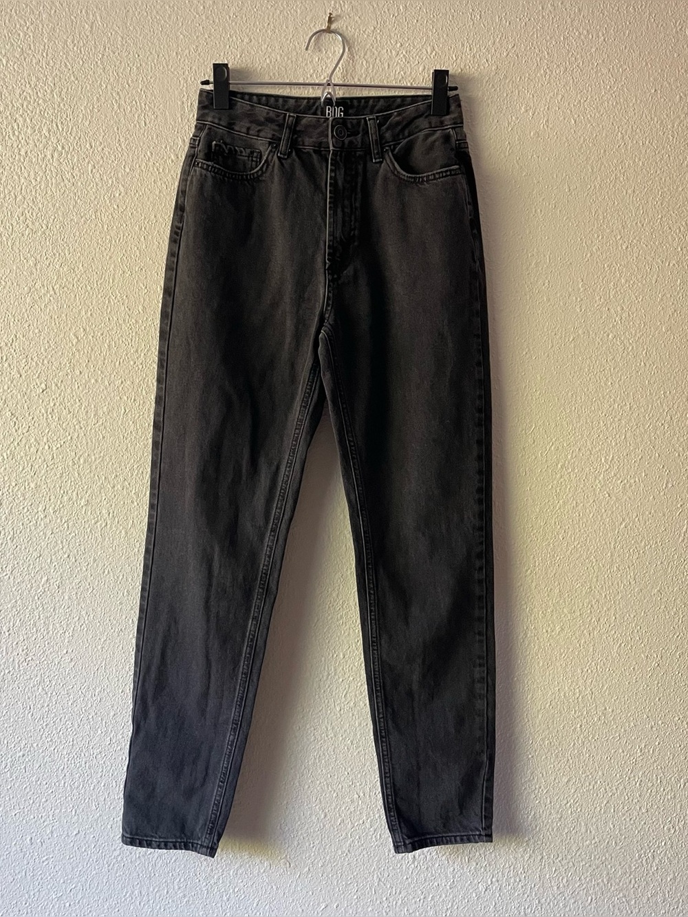 BDG Urban Outfitters Mom High Rise Jeans Womens 26 Black Gray 29” Inseam